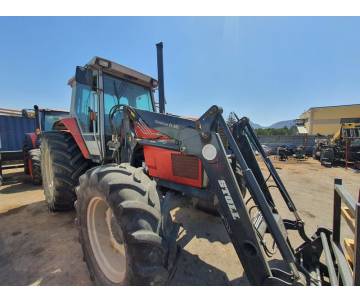 Trattore Massey Ferguson 3125 con FORCHE